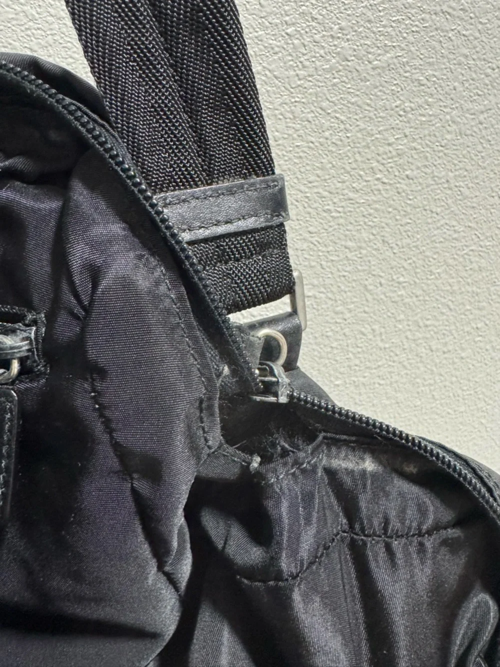 Authentic Prada Nero Tessuto Plate Crossbody - Picture 10 of 12